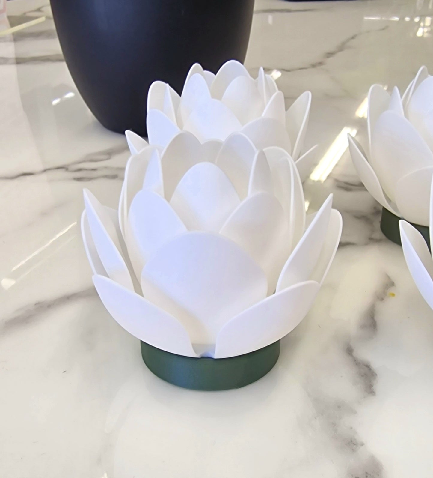 3D Printed Lotus Flower Tea Light Lamp – Elegant Home Decor in PLA