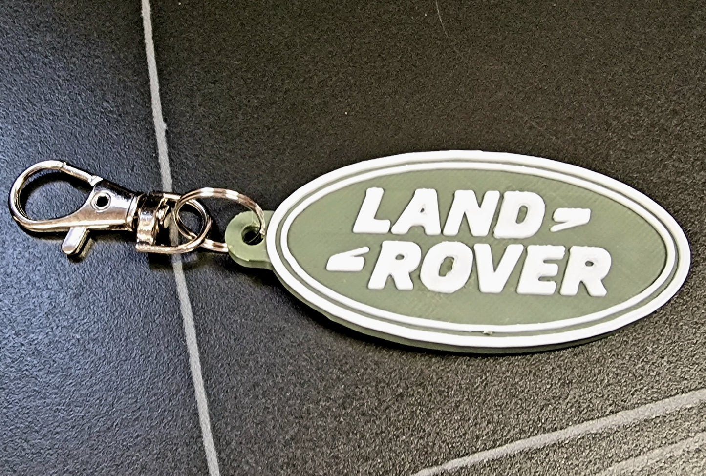 Land Rover Coaster & Keyring Gift Set – 3D Printed Car Accessories