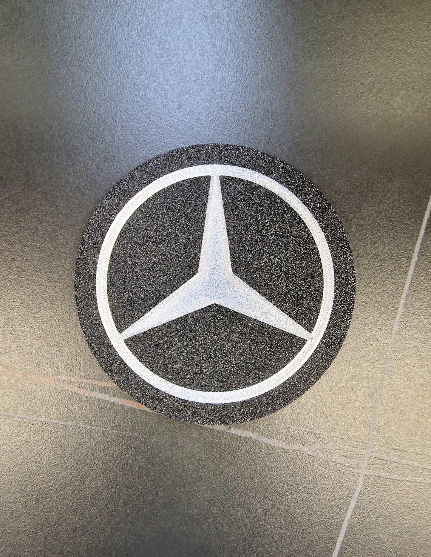 Mercedes Coaster & Keyring Gift Set – 3D Printed Desk & Home Accessories (Black & Silver)