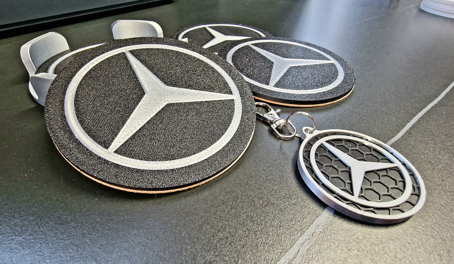 Mercedes Coaster & Keyring Gift Set – 3D Printed Desk & Home Accessories (Black & Silver)