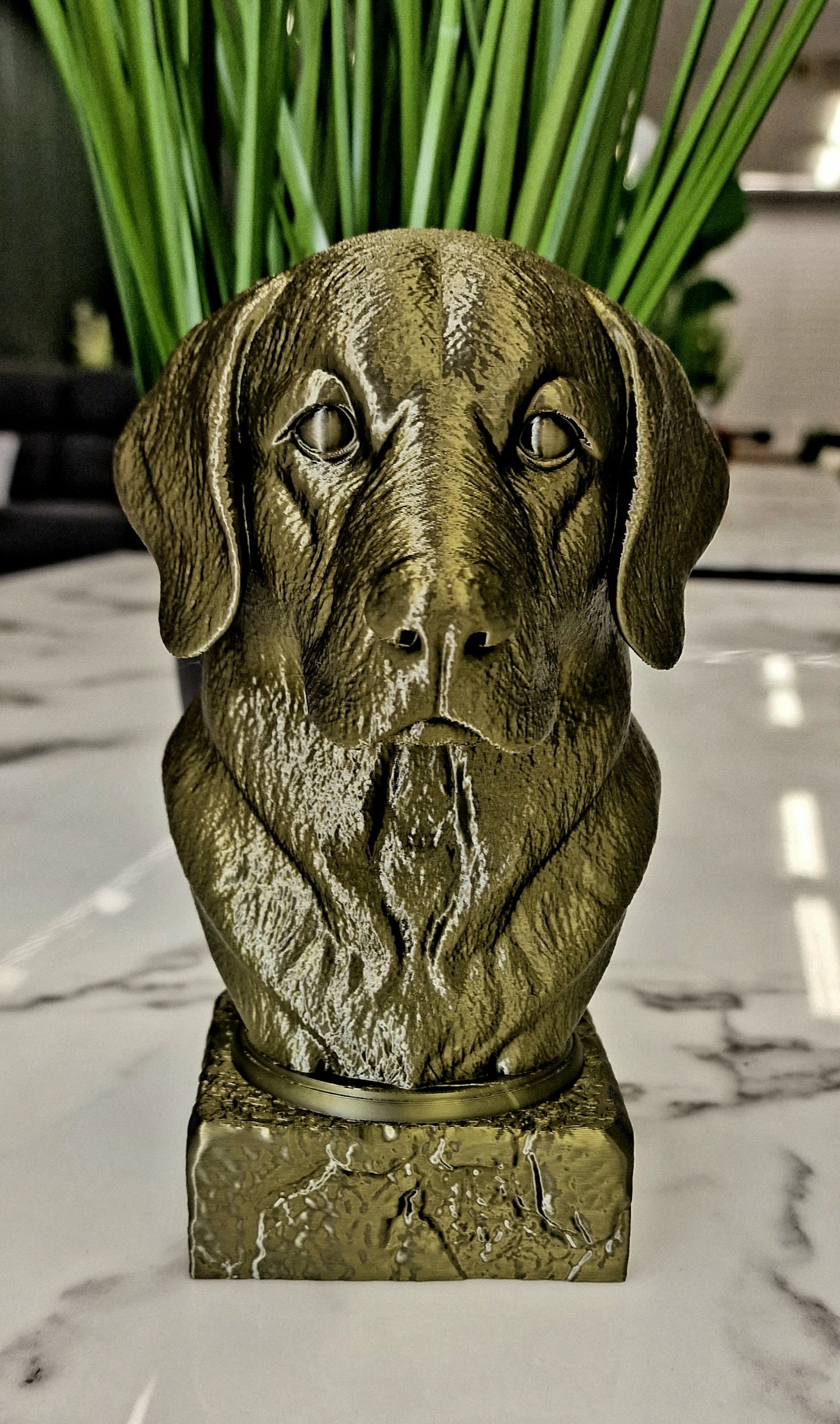 3D Printed Golden Retriever Bust – Detailed Dog Sculpture Home Décor