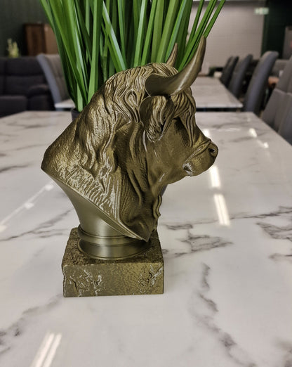 3D Printed Highland Cow Bust – Scottish Highland Cattle Shelf Décor