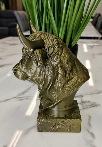3D Printed Highland Cow Bust – Scottish Highland Cattle Shelf Décor
