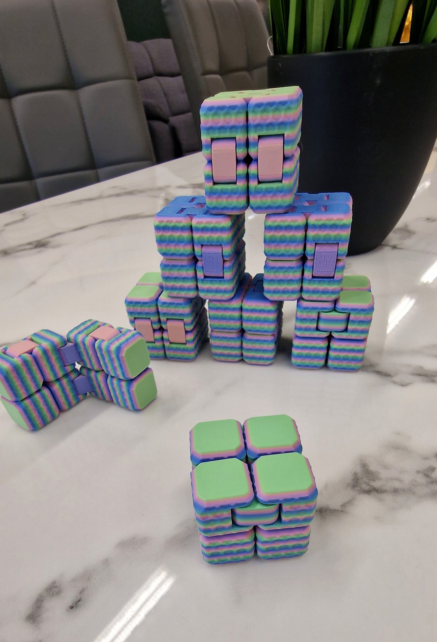 3D Printed Multicoloured Infinity Cube Fidget Toy – Articulated Puzzle for Stress Relief & Focus