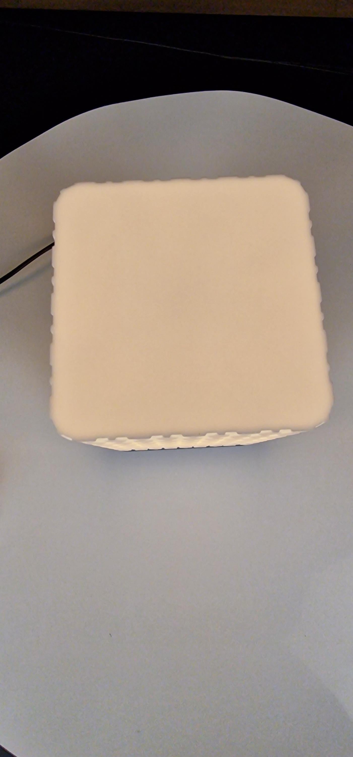 Retro Wave Table Lamp With Dimmable LED Bulb For Home Decor Jade Blue Base